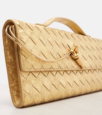 Andiamo Intrecciato metallic leather clutch | Bottega Veneta
