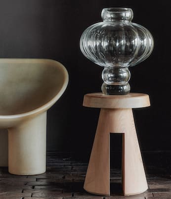 Vase Balloon 02 | Louise Roe
