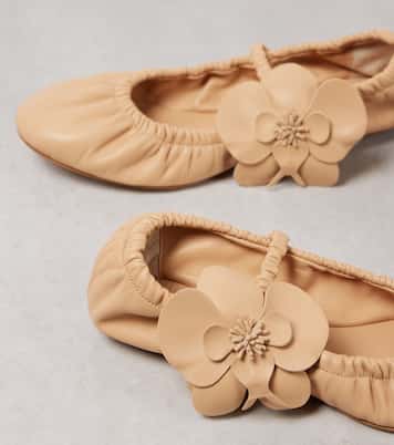 Orchid花卉贴花皮革玛丽珍平底鞋 | Zimmermann