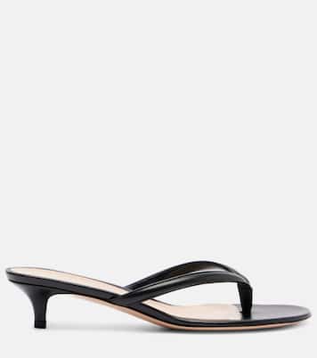Calypso 35 leather thong sandals | Gianvito Rossi
