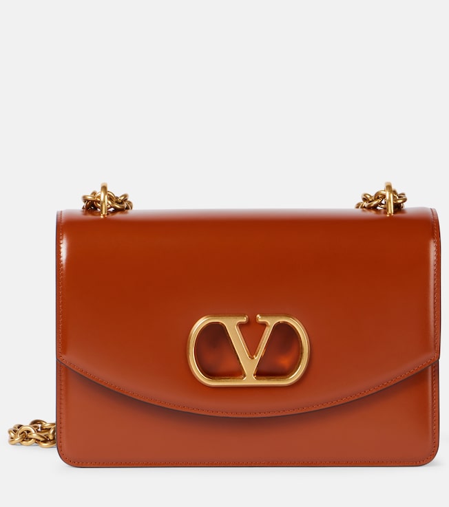 Vain Medium leather shoulder bag | Valentino Garavani