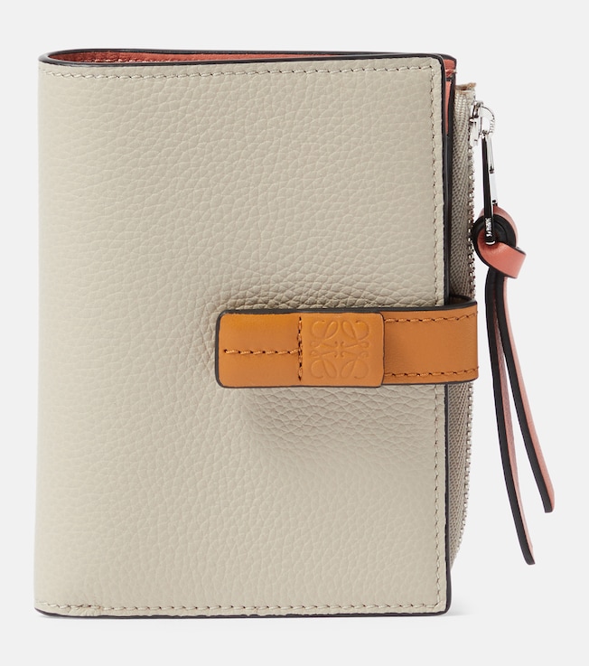Leather bifold wallet | Loewe