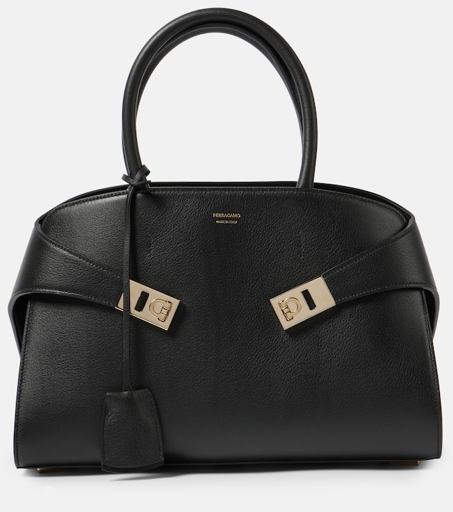 Hug Medium leather tote bag | Ferragamo