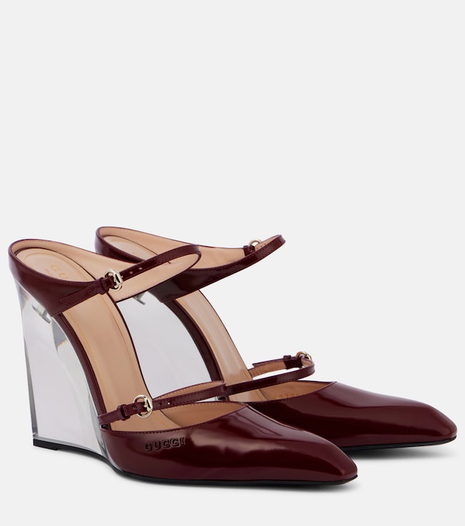 Logo leather wedges | Gucci