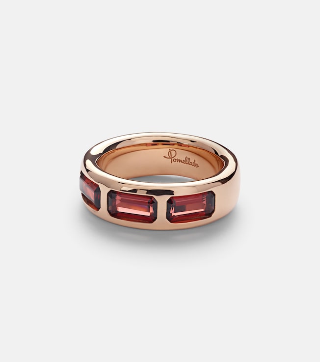 Iconica 18kt rose gold ring with pyrope garnets | Pomellato