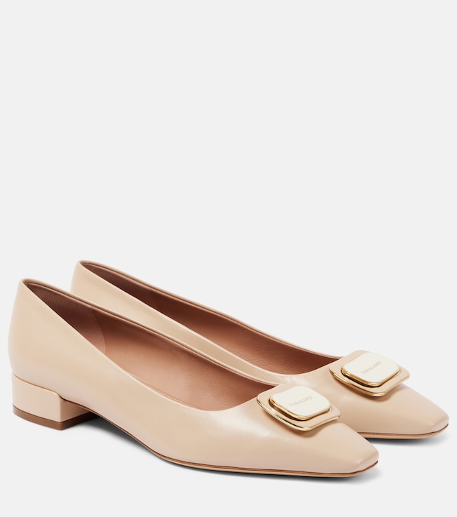 Venera 20 leather ballet flats | Ferragamo