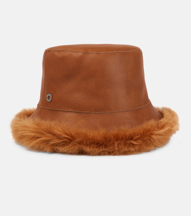 Reversible shearling bucket hat | Loro Piana