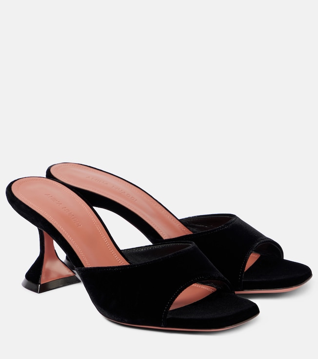 Lupita 70 velvet mules | Amina Muaddi