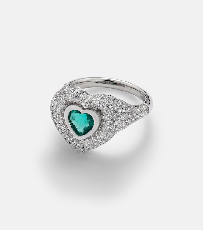 Manaal 2.0 Heart Pinky 18kt white gold ring with tanzanite and diamonds | Kamyen