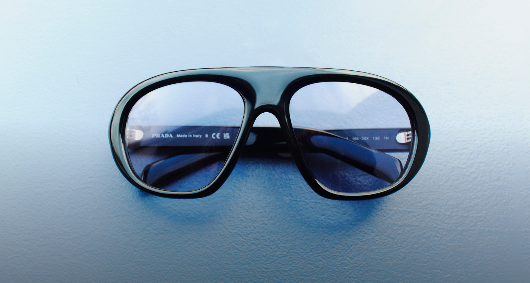 Occhiali da sole colorati